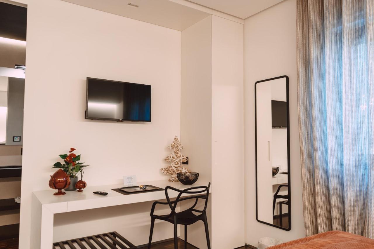 Viale Dei Lecci - Luxury Rooms 프란카빌라 폰타나 외부 사진